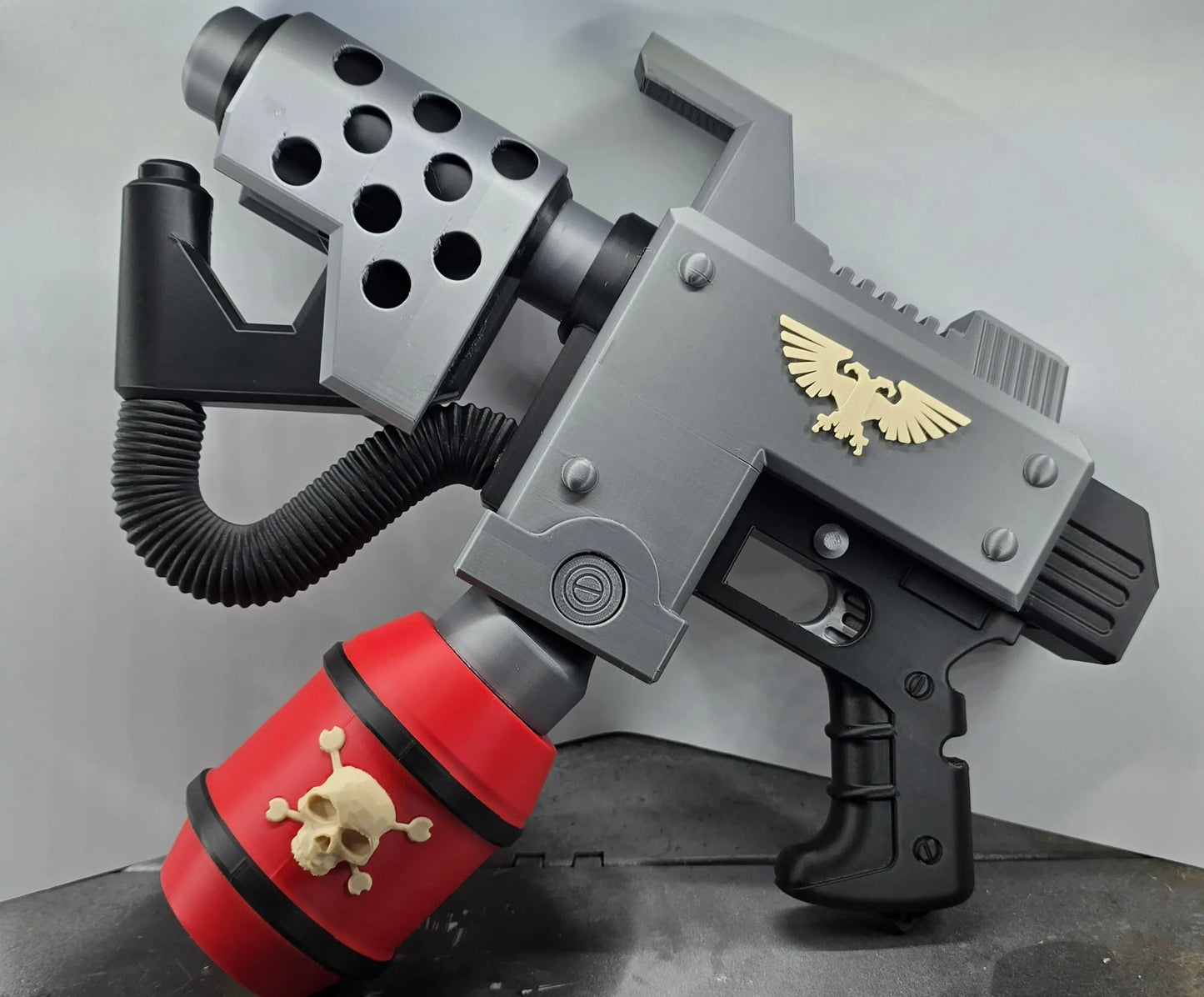 3D-Printed Warhammer 40k Hand Flamer cosplay Prop