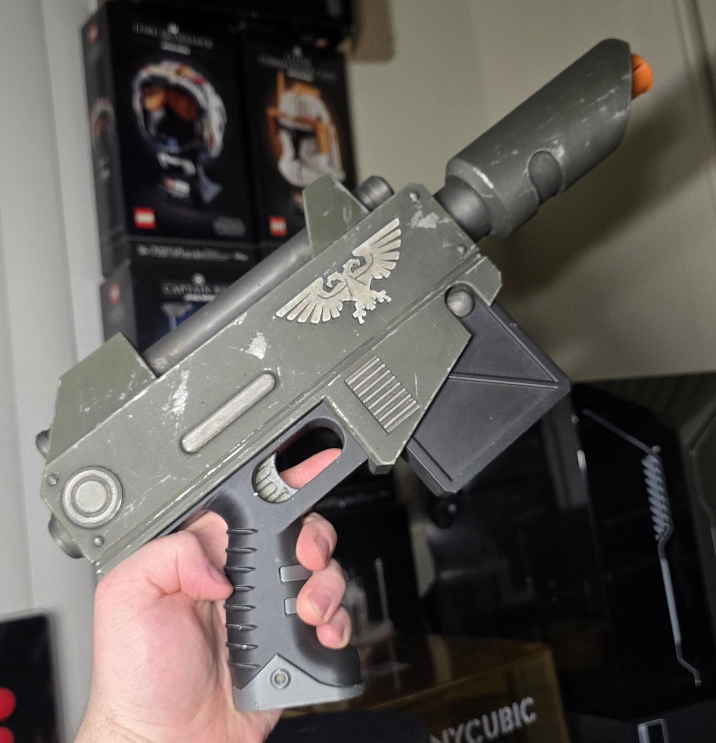 3D-Printed Warhammer 40k LasPistol cosplay Prop