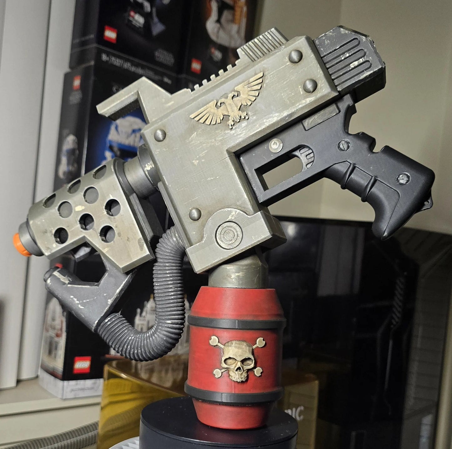 3D-Printed Warhammer 40k Hand Flamer cosplay Prop
