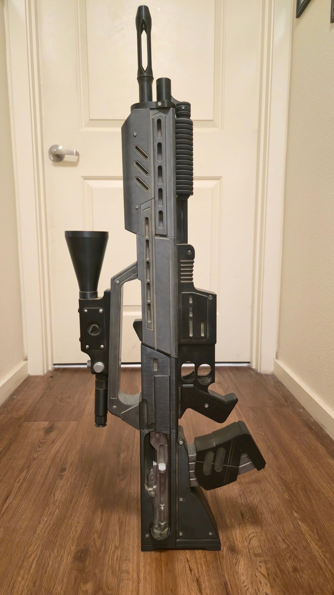 Starship Troopers Morita Rifle – 3D Printed Cosplay Prop
