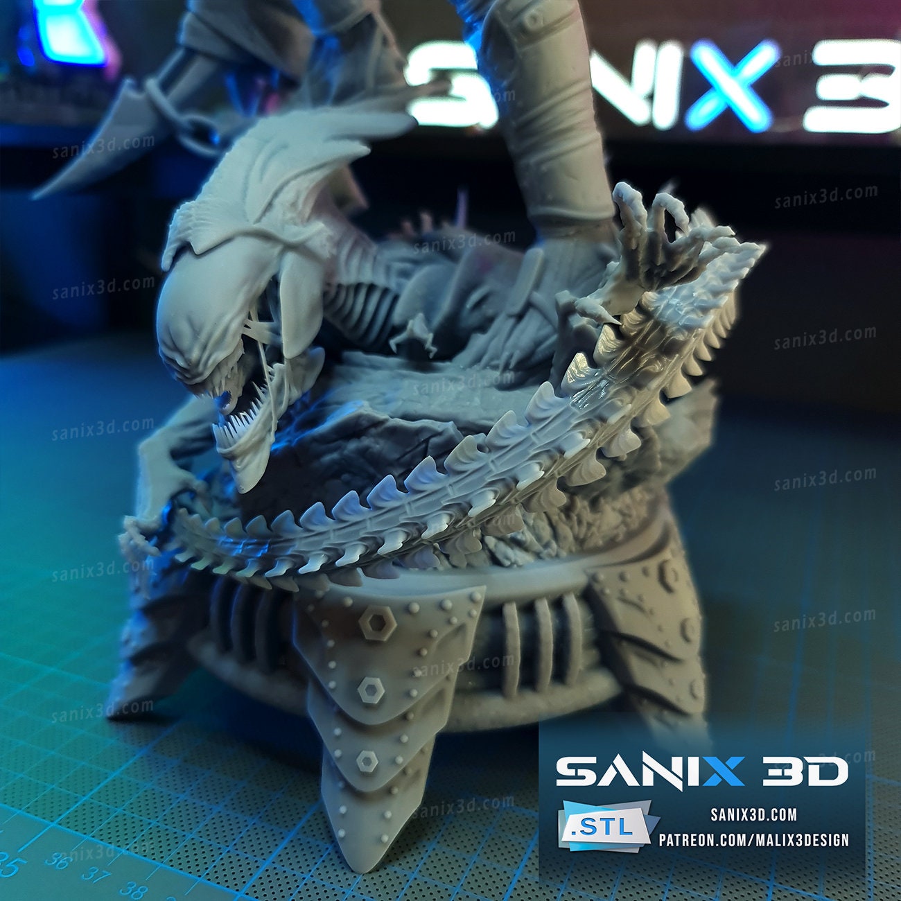 Alien vs. Predator Resin 3d printed Model |  (Unpainted) DIY kit
