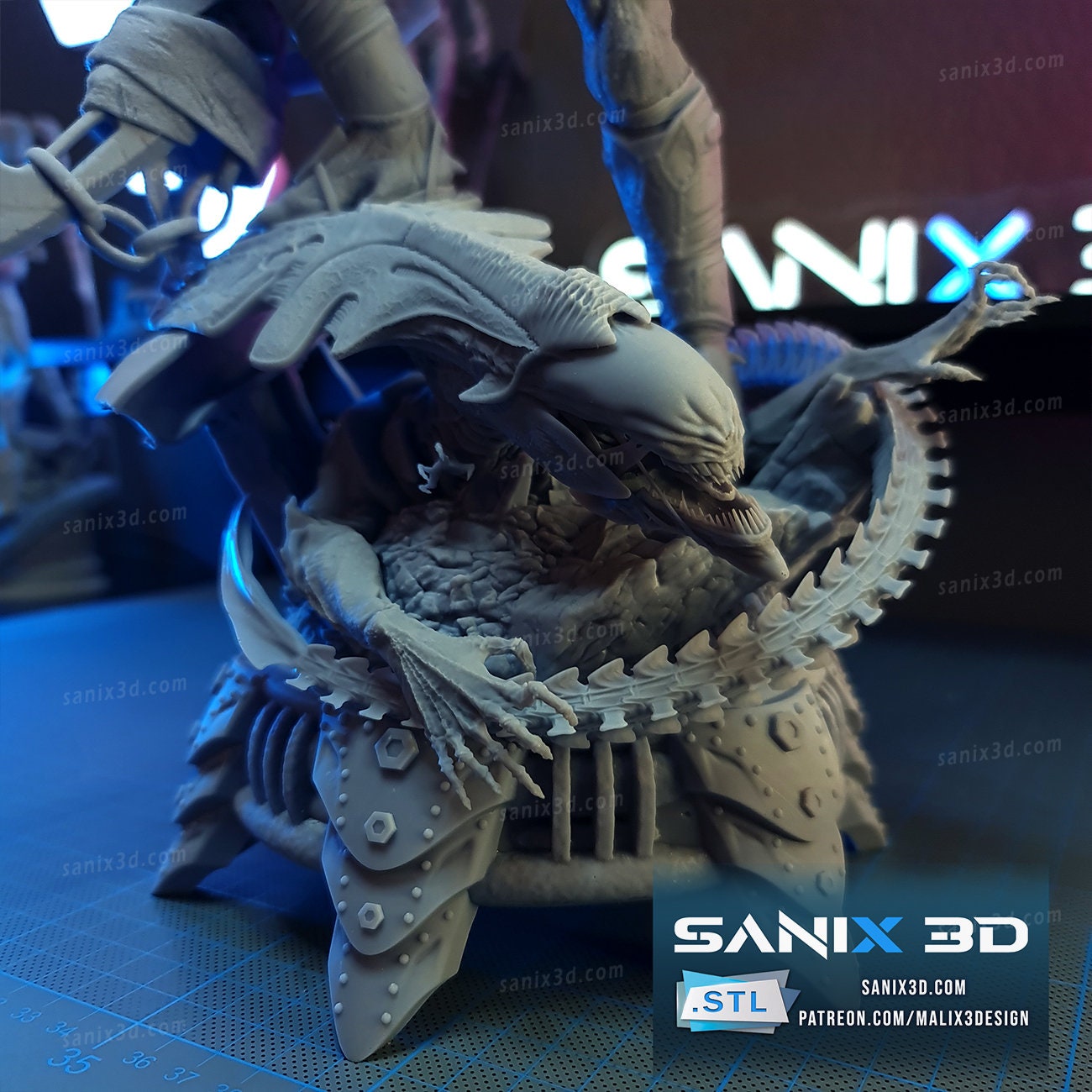 Alien vs. Predator Resin 3d printed Model |  (Unpainted) DIY kit